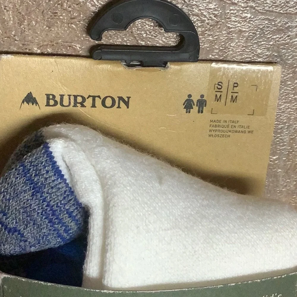 Burton kid’s midweight 2 pack of weekend socks